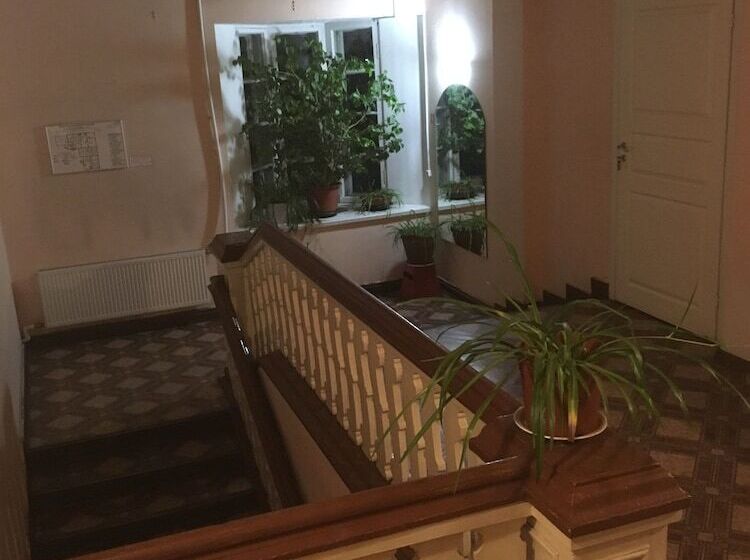 Lesogorskaya Resort   Hostel