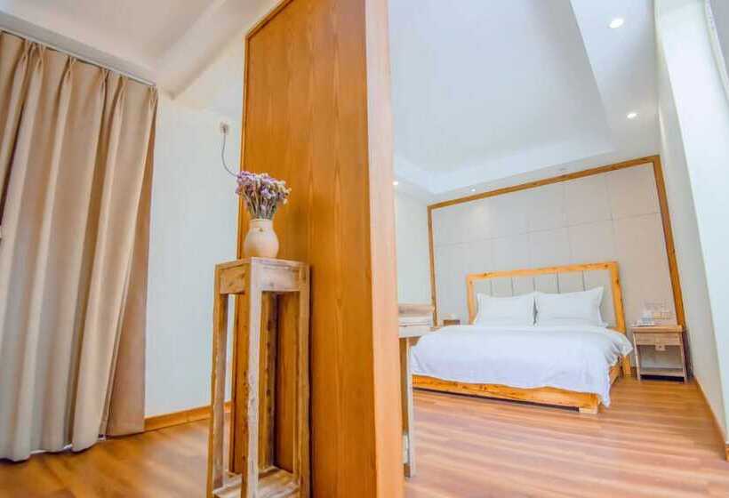 Loving Clouds Family Inn