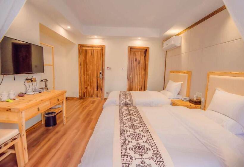 Loving Clouds Family Inn