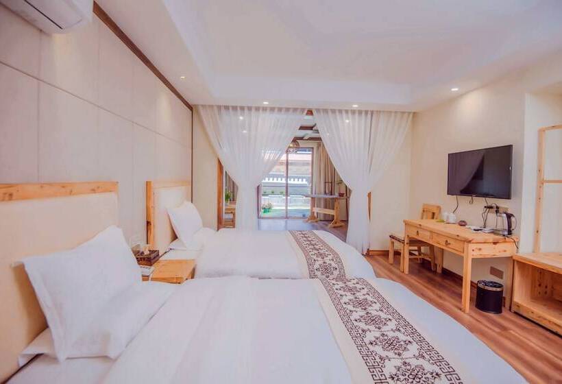 Loving Clouds Family Inn