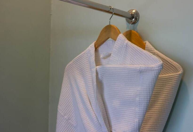 Maikaew Damnoen Resort