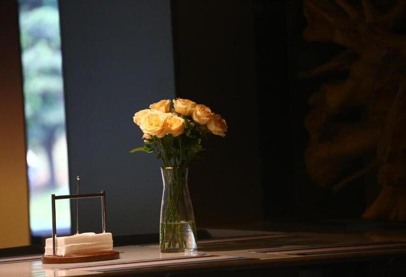 Novotel Yangzhou Slender West Lake