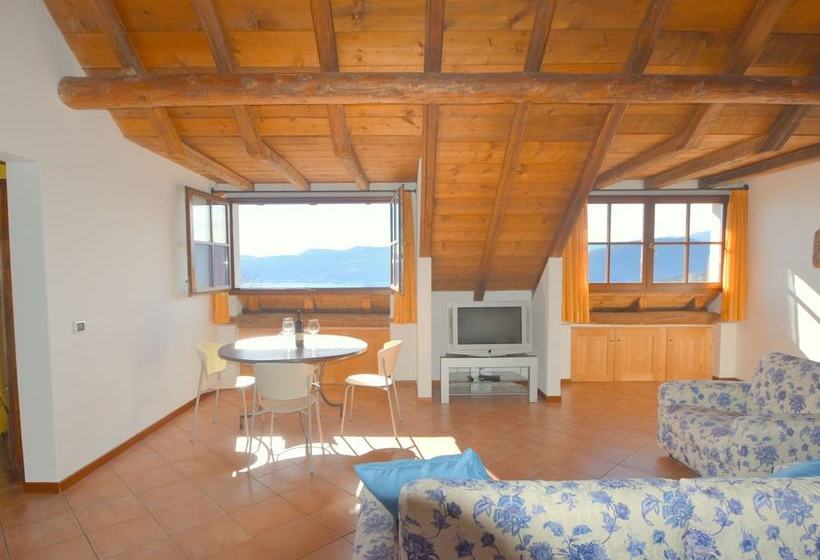 Peaceful Cottage In Cargiogo With Private Terrace