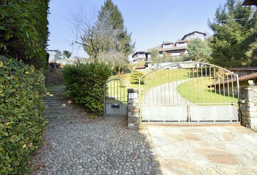 Peaceful Cottage In Cargiogo With Private Terrace