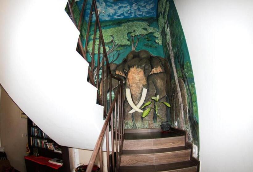 بنسيون Angel Inn Guest House