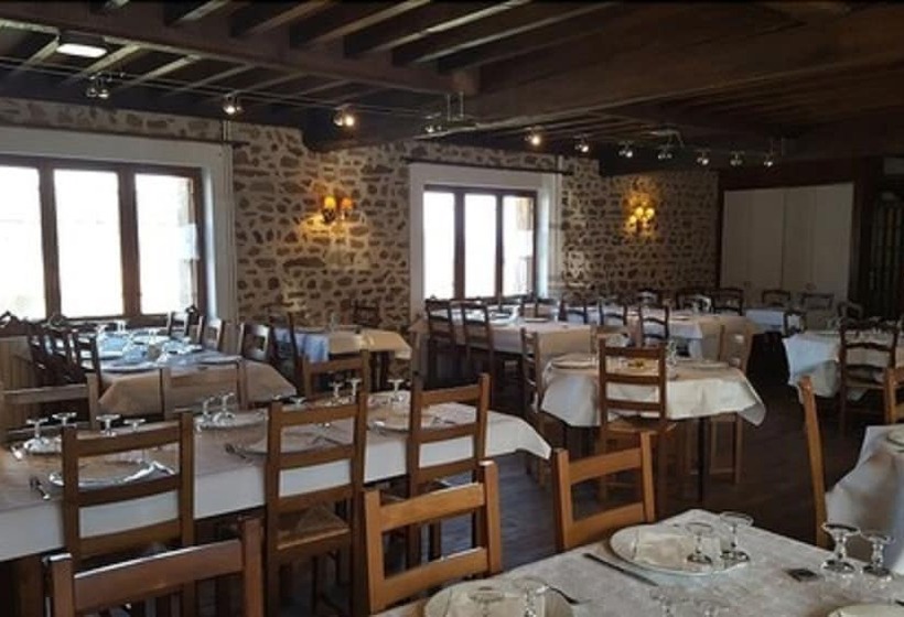 펜션 Auberge Au Saint Georges Du Mazet