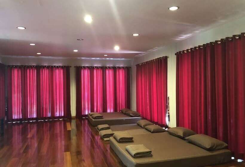 Пансион Baan Phor Bang Kon Tee