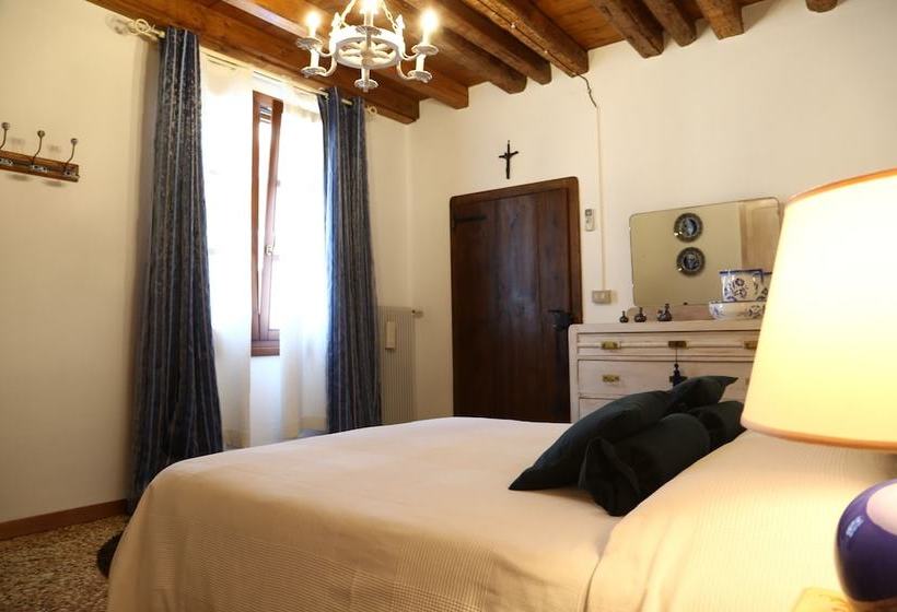 膳宿费 Palazzo Strassoldo Bed & Breakfast