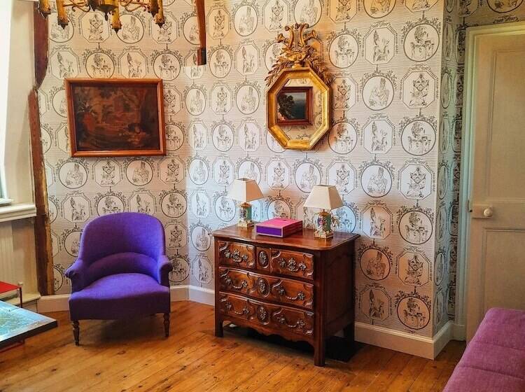 Пансион Chateau De Hieville