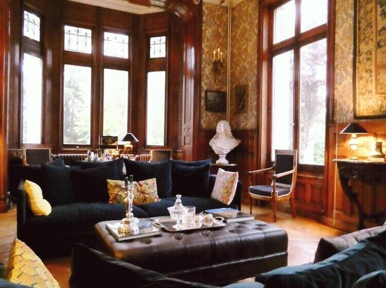 Пансион Chateau De Hieville