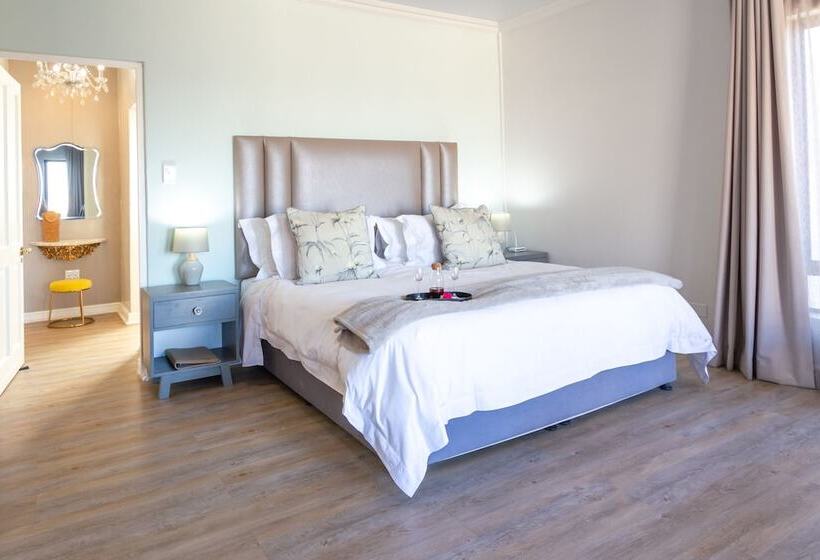 بنسيون Chateau De Marine Boutique Hotel & Wellness