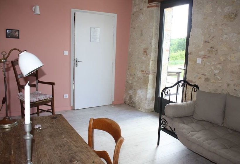 بنسيون Ferme De Berteille