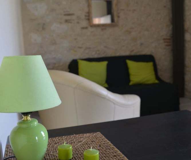 بنسيون Ferme De Berteille