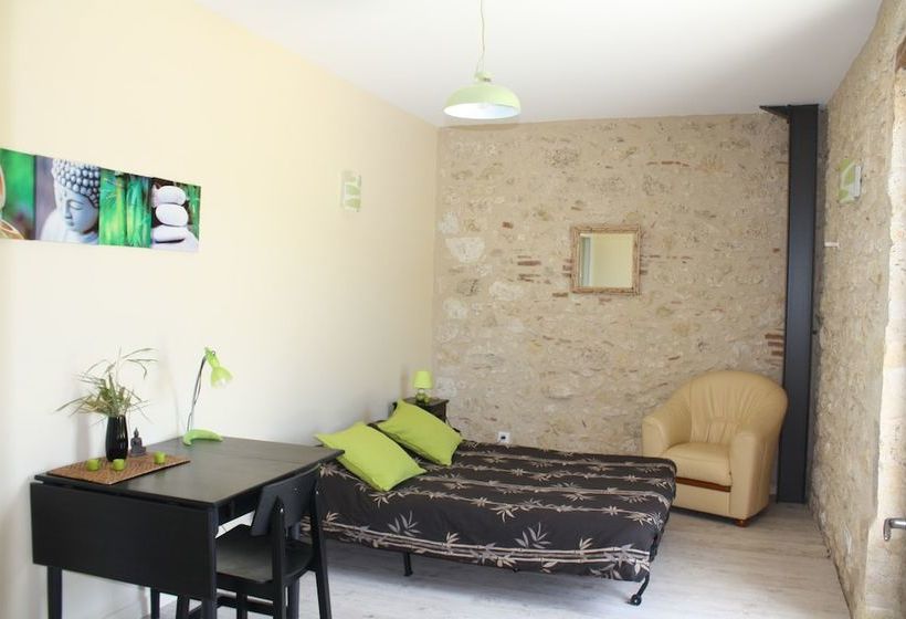 بنسيون Ferme De Berteille