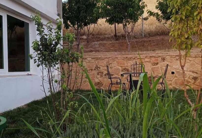 پانسیون Gite Du Barrage