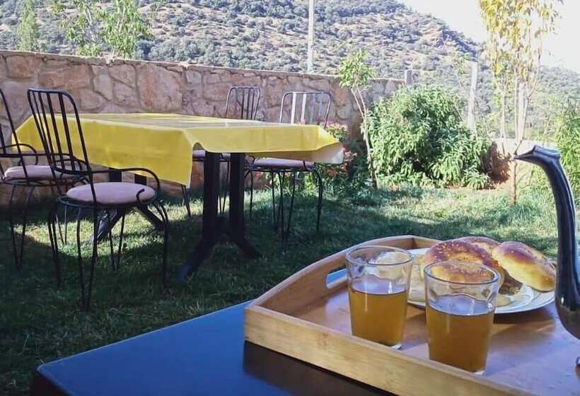 پانسیون Gite Du Barrage