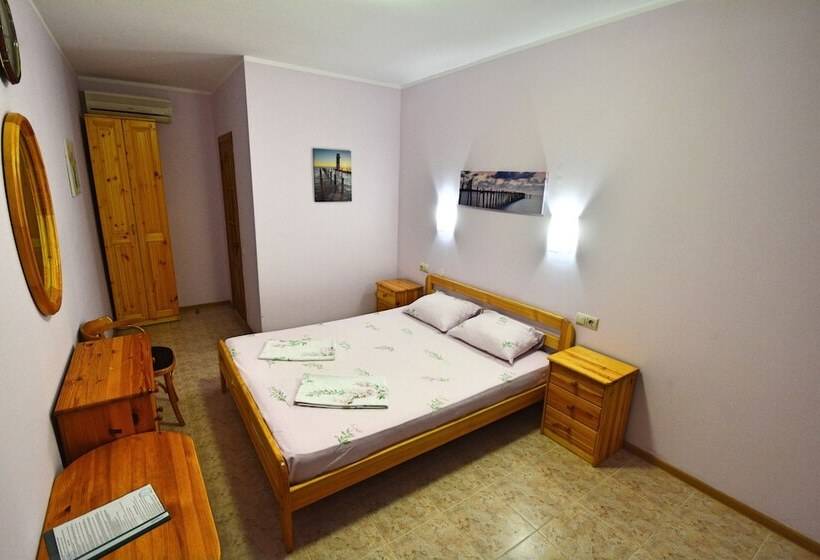 פנסיון Guest House Skazka