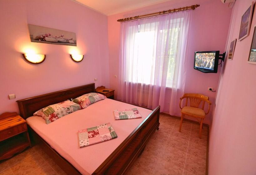 بنسيون Guest House Skazka