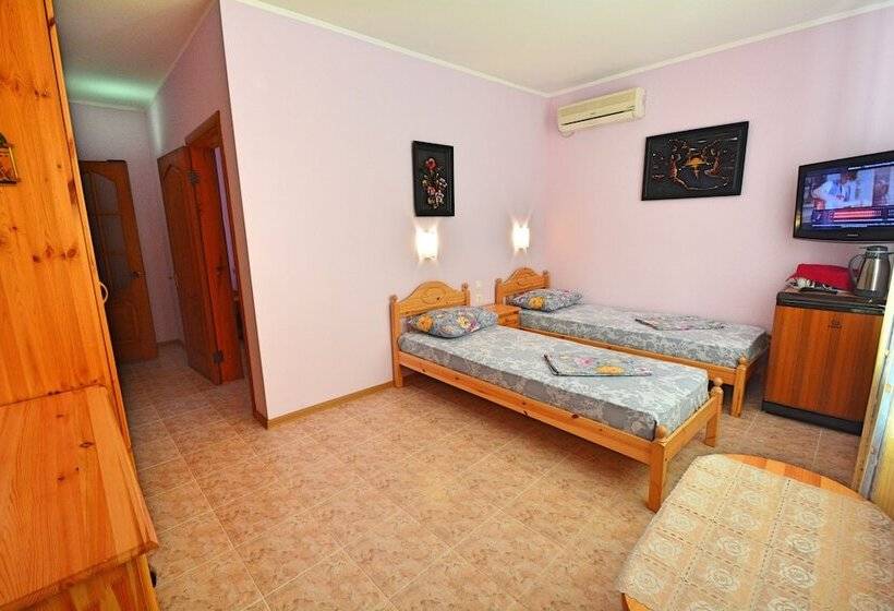 بنسيون Guest House Skazka