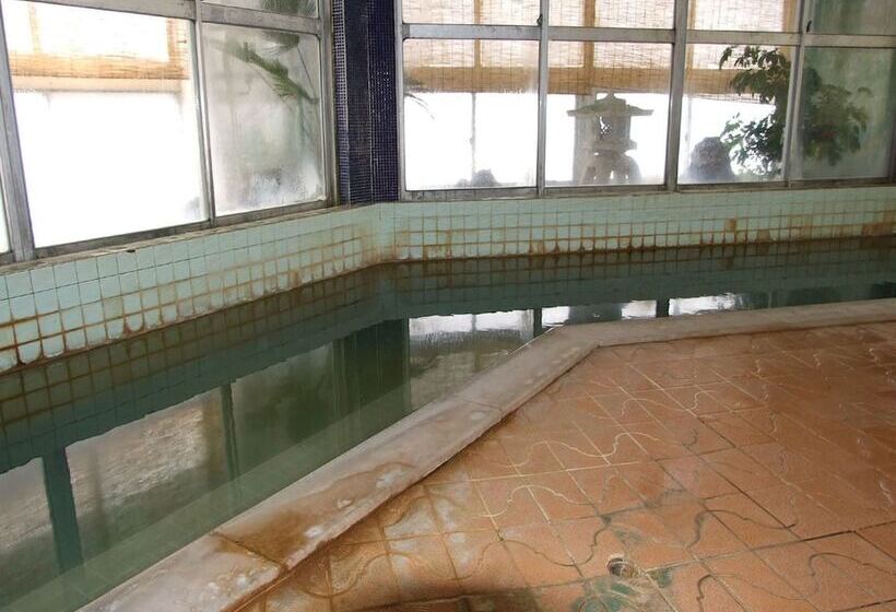 بنسيون Hanesawa Onsen Katoya Ryokan