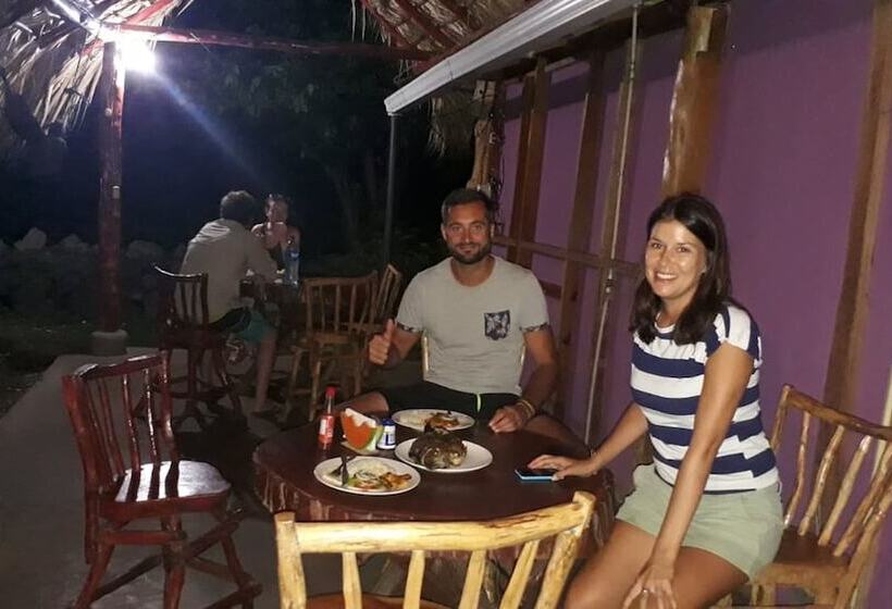 פנסיון Hospedaje Bananas