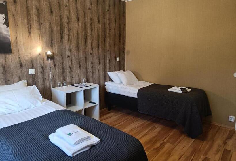 Пансион Joensuun Tilan Päärakennus