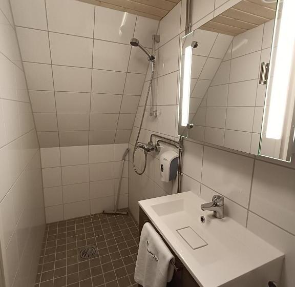 Пансион Joensuun Tilan Päärakennus