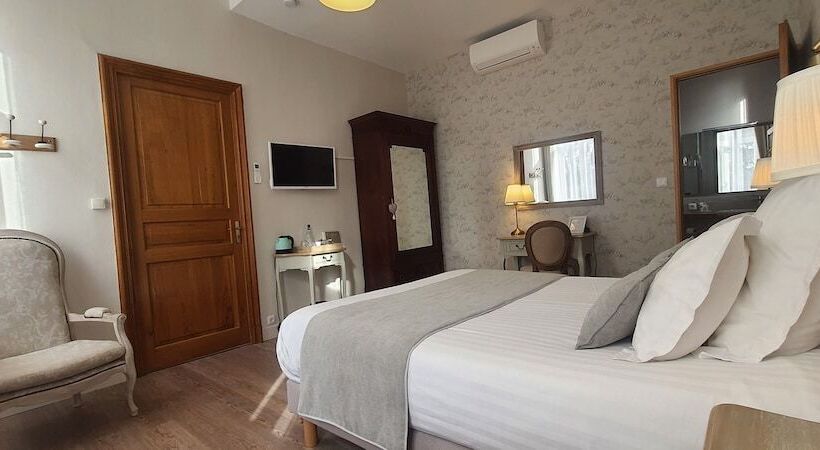 بنسيون La Maison Du Poëlon