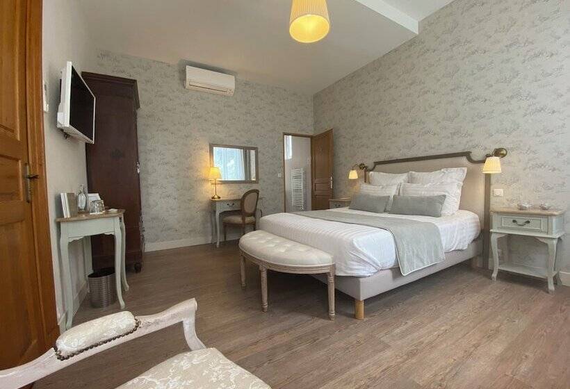 بنسيون La Maison Du Poëlon