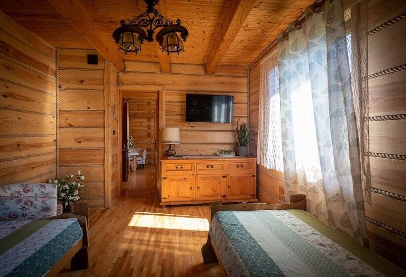 ペンション Lesniczowka  Przytulia