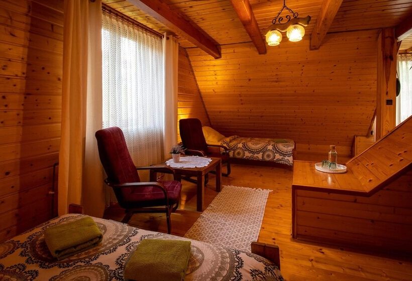 פנסיון Lesniczowka  Przytulia