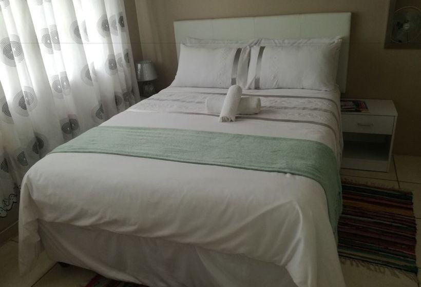 פנסיון Luh Guesthouse