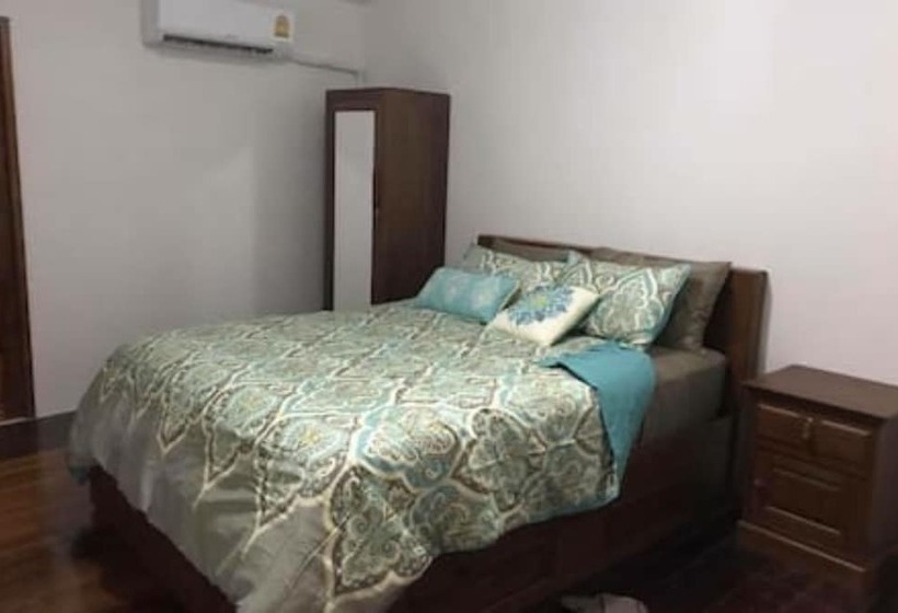 Пансион Maa Damnoen B&b