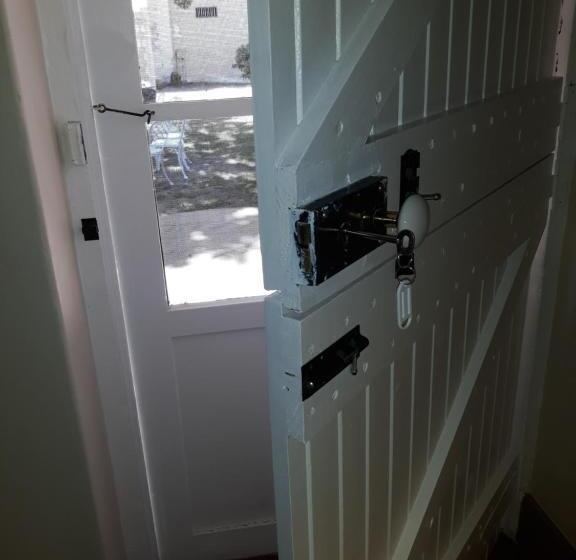 بنسيون Monte Rosa Guesthouse