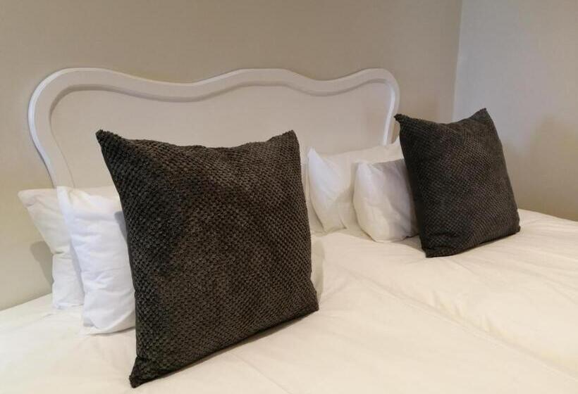 بنسيون Monte Rosa Guesthouse