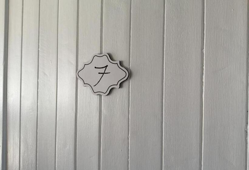 بنسيون Monte Rosa Guesthouse