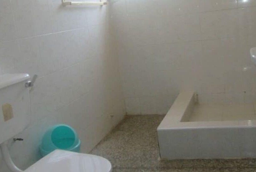 膳宿费 New Vision