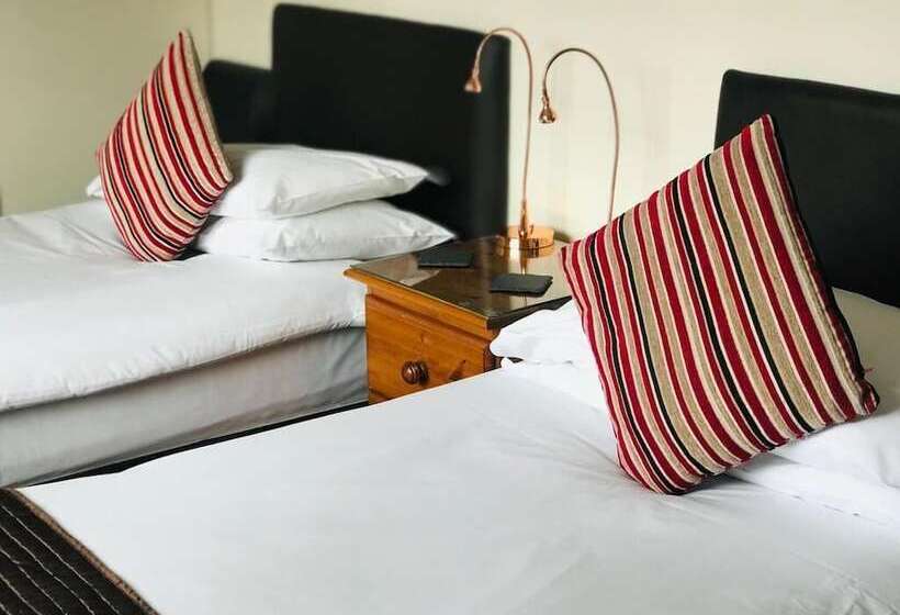 بنسيون Penryn Guest House