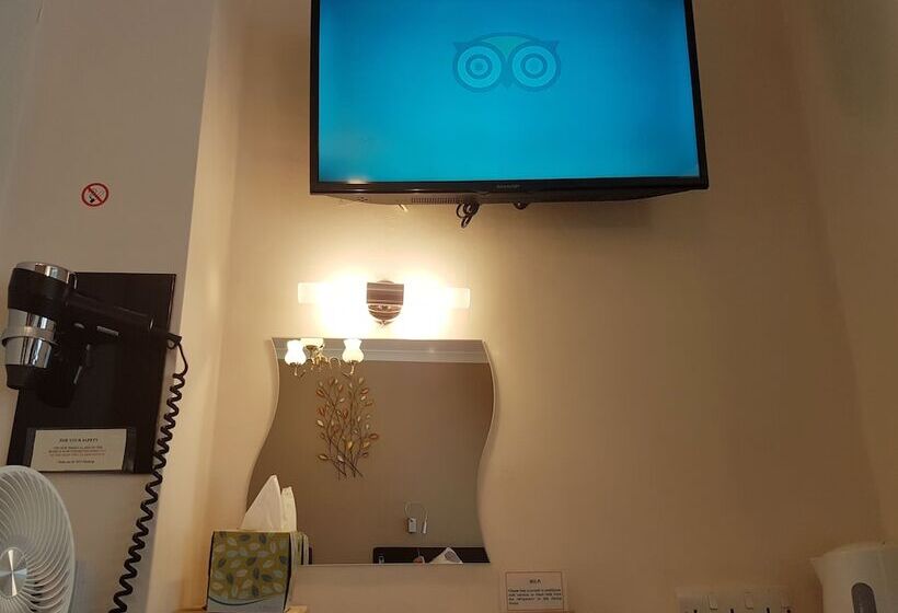 بنسيون Penryn Guest House