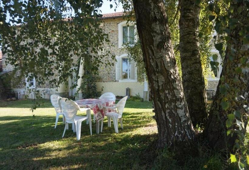 פנסיון Presbytere