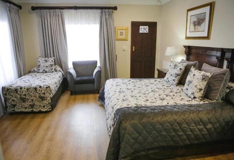 بنسيون Scott S Manor Guesthouse Function And Conference Venue