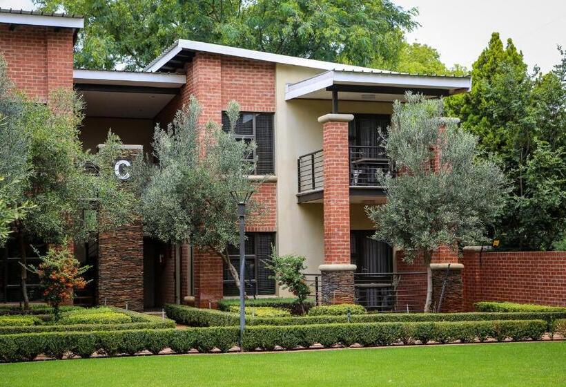 بنسيون Scott S Manor Guesthouse Function And Conference Venue