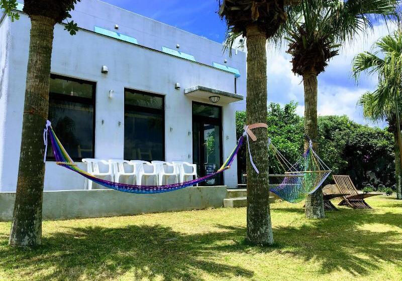 Pensão Seadive Guest House