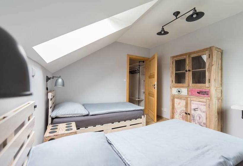 膳宿费 Smrcina Resort