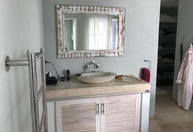 Пансион The Grand Marigold