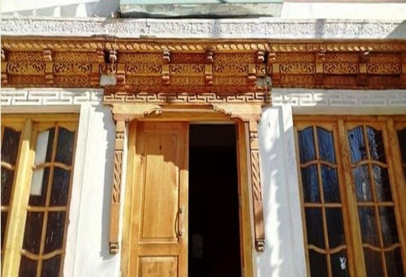 פנסיון Tih Kailash Mansarovar Home Stay & Guest Hs