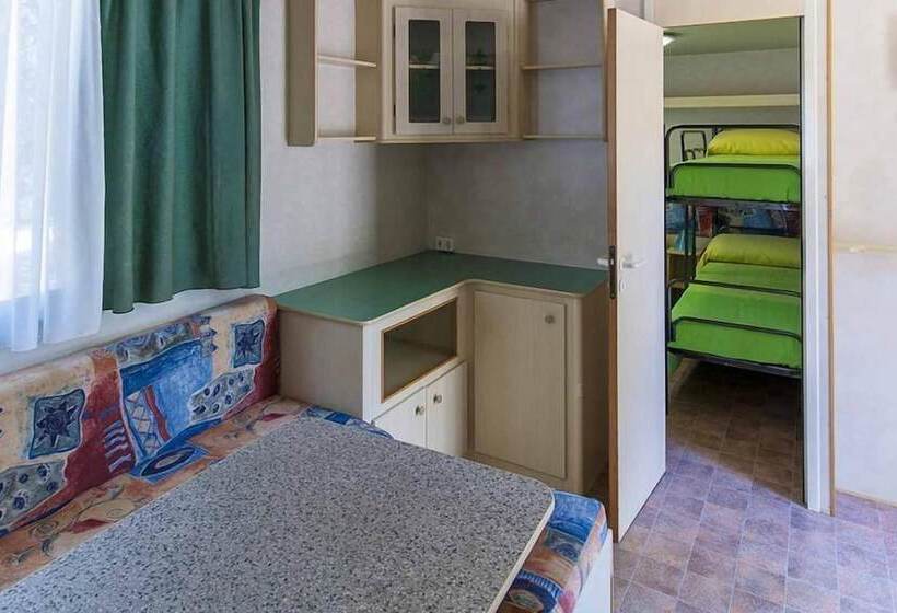 אתר נופש Shadak