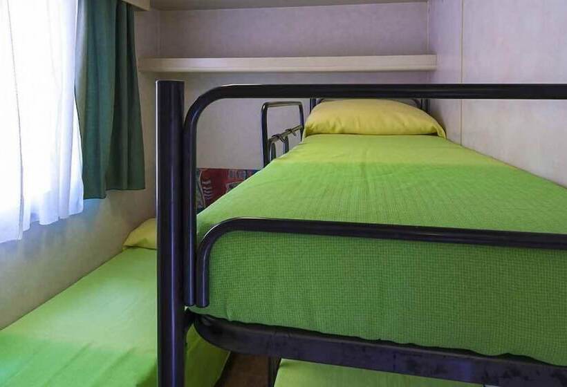 אתר נופש Shadak