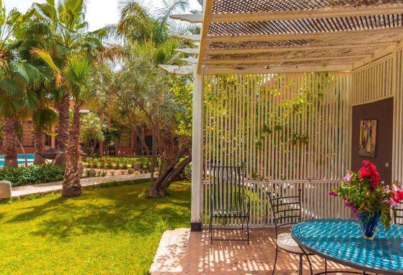 رياض Kasbah Alili