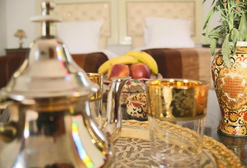 رياض Kasbah Alili